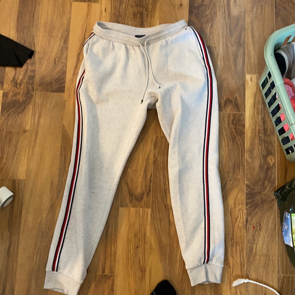 Tommy Hilfiger joggers